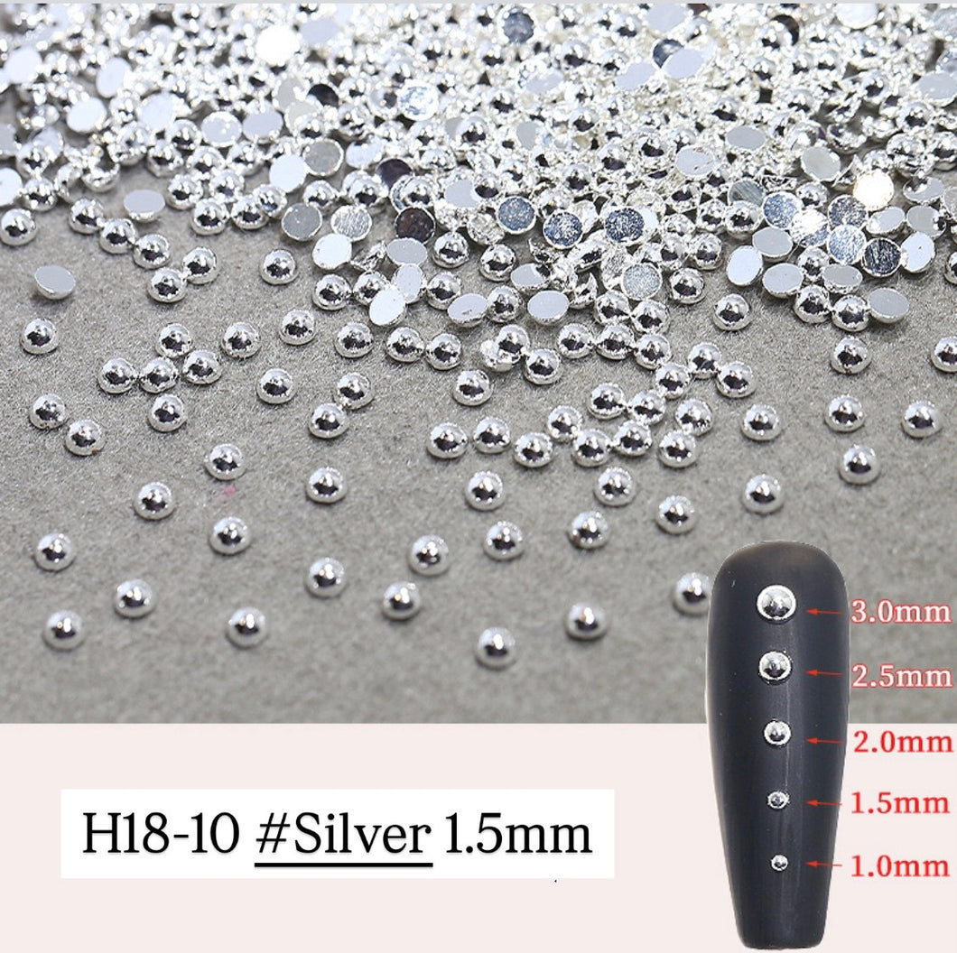 Nail Art Gold and Silver Flat Beads