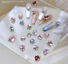 Load image into Gallery viewer, 2pcs Mini Size Elegant Nail art Charms C-9
