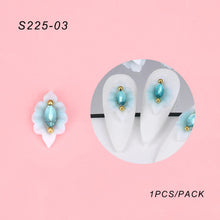 Load image into Gallery viewer, 2pcs set 5d Nail Art Flower Charms
