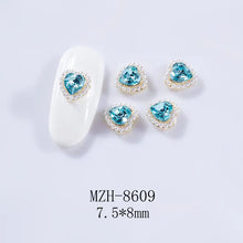 Load image into Gallery viewer, 2pcs Nail Pearl Diamond Heart Charms - 8609 Blue
