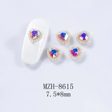 Load image into Gallery viewer, 2pcs Nail Pearl Diamond Heart Charms - 8615 AB
